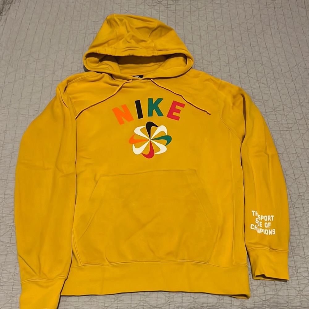 Mens Nike Hoodie.  Size Small.